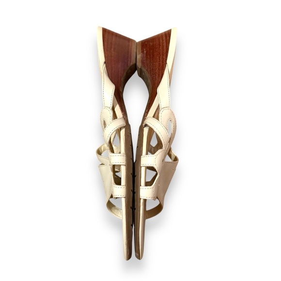 Naturalizer Beige Leather Open Toe Strappy Slip‎ On Heel Sandals Sz 8 - Picture 3 of 12